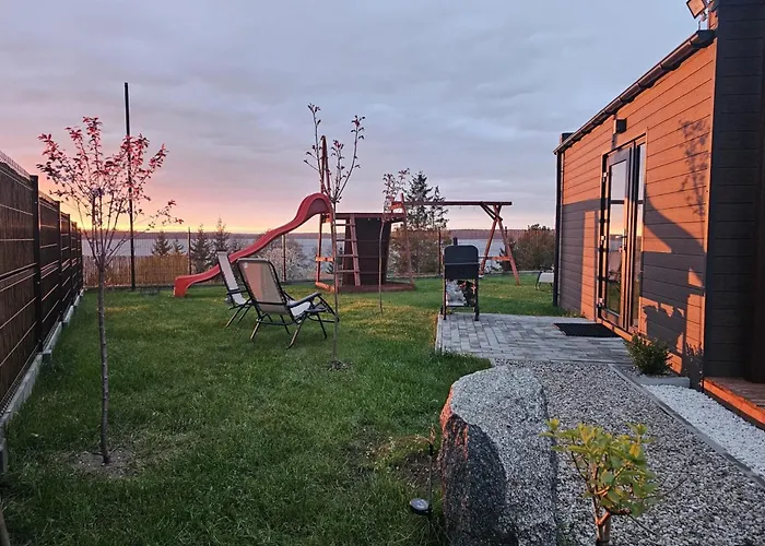 Nad Jeziorem Hébergement de vacances *